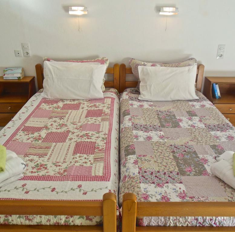 Irilena Apartments Stalida Cameră foto