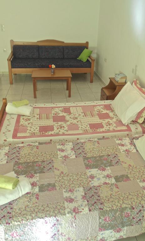 Irilena Apartments Stalida Cameră foto