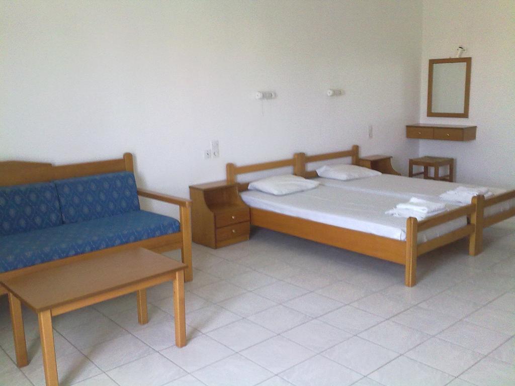 Irilena Apartments Stalida Cameră foto